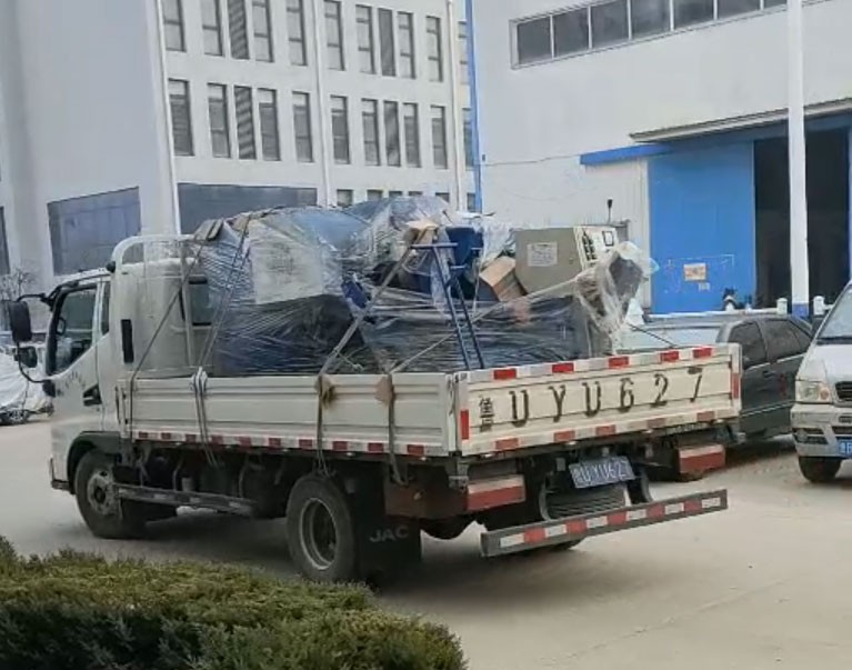 拋丸機(jī) 拋丸機(jī)